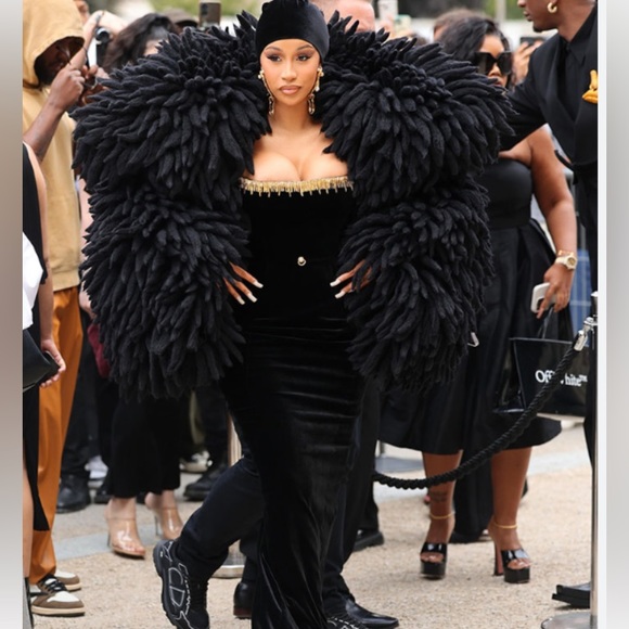 HANDKNIT BLACK LOOPS SWEATER CARDIGAN V NECK SCHIAPARELLI - Picture 6 of 16